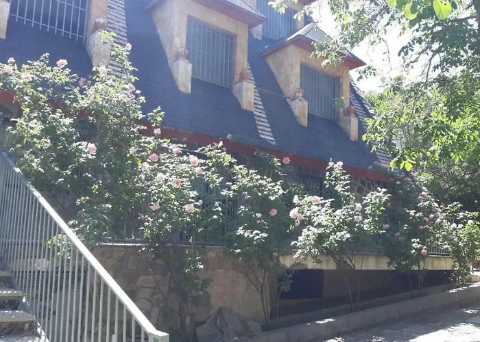 Altos De Las Catifas Aparthotel *