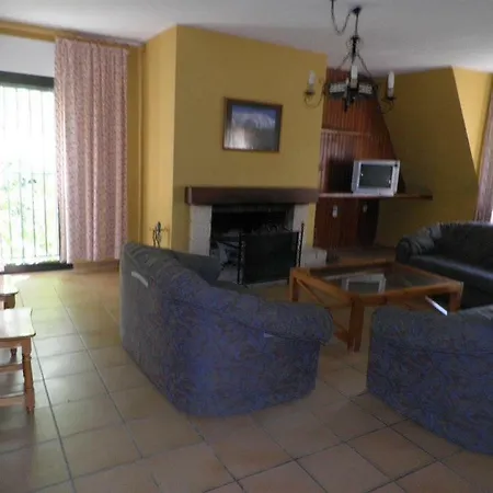 Altos De Las Catifas Aparthotel *